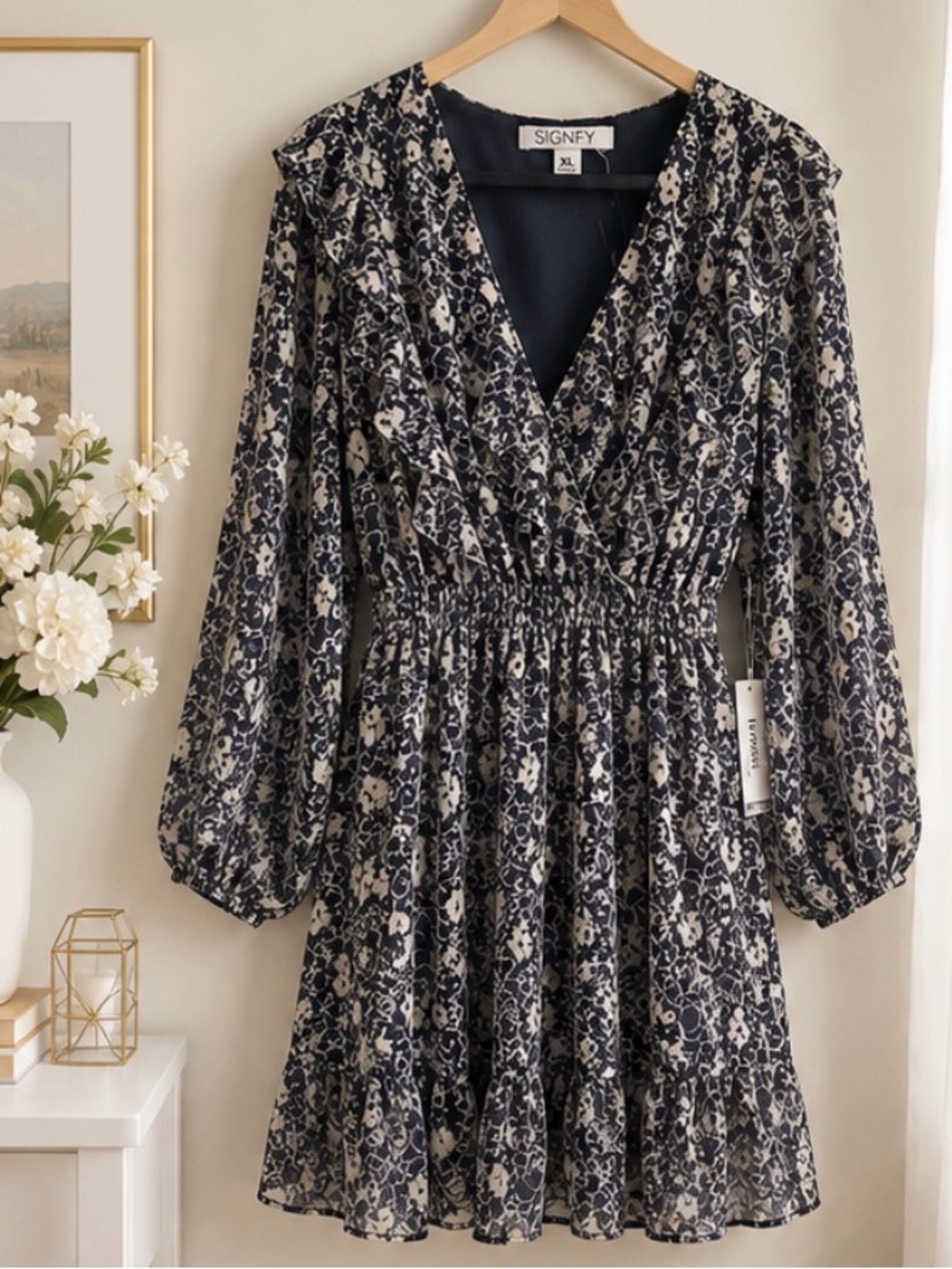 Signify Navy and Cream Floral V-Neck Smocked Waist Dress